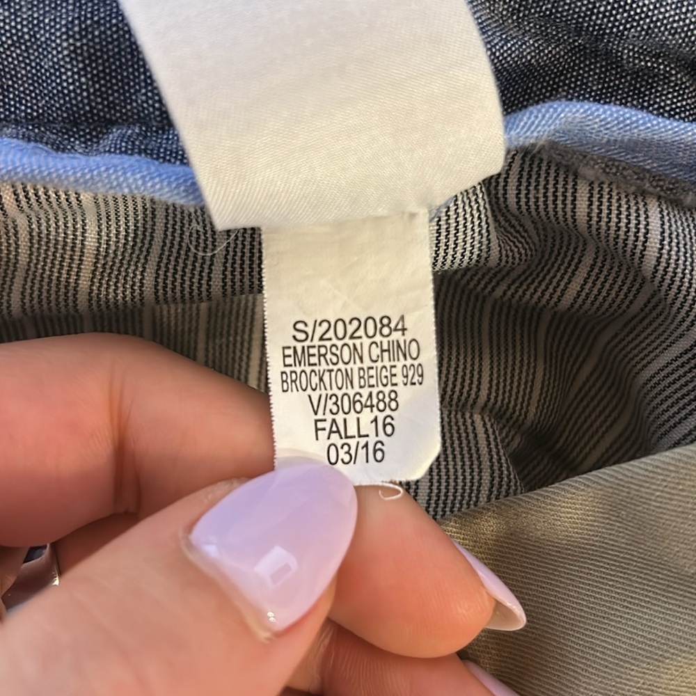 Banana Republic Emerson Chino in Brockton Beige Size 32x32 - Picture 6 of 7